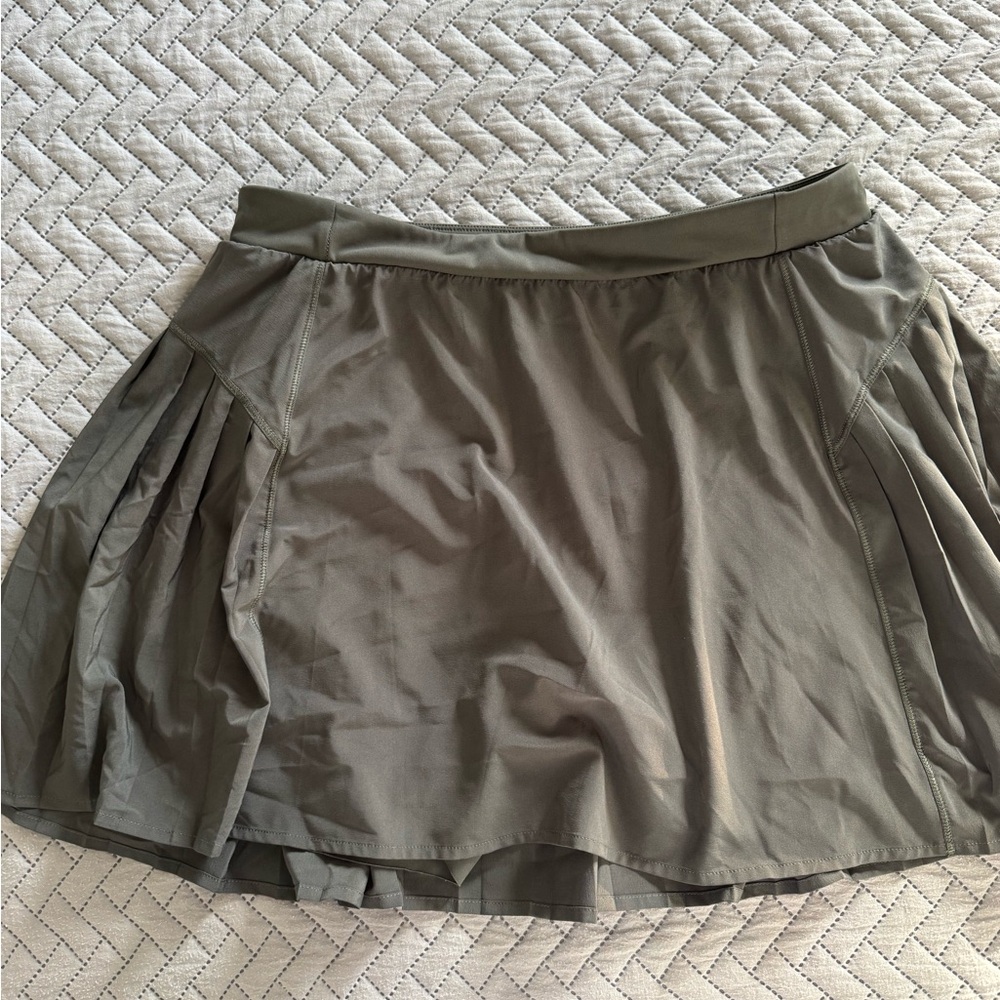 SPANX Get Moving Pleated Skort 14” Size XL